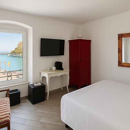 Relais Al Porto Hotel Peschiera del Garda Bagian luar foto