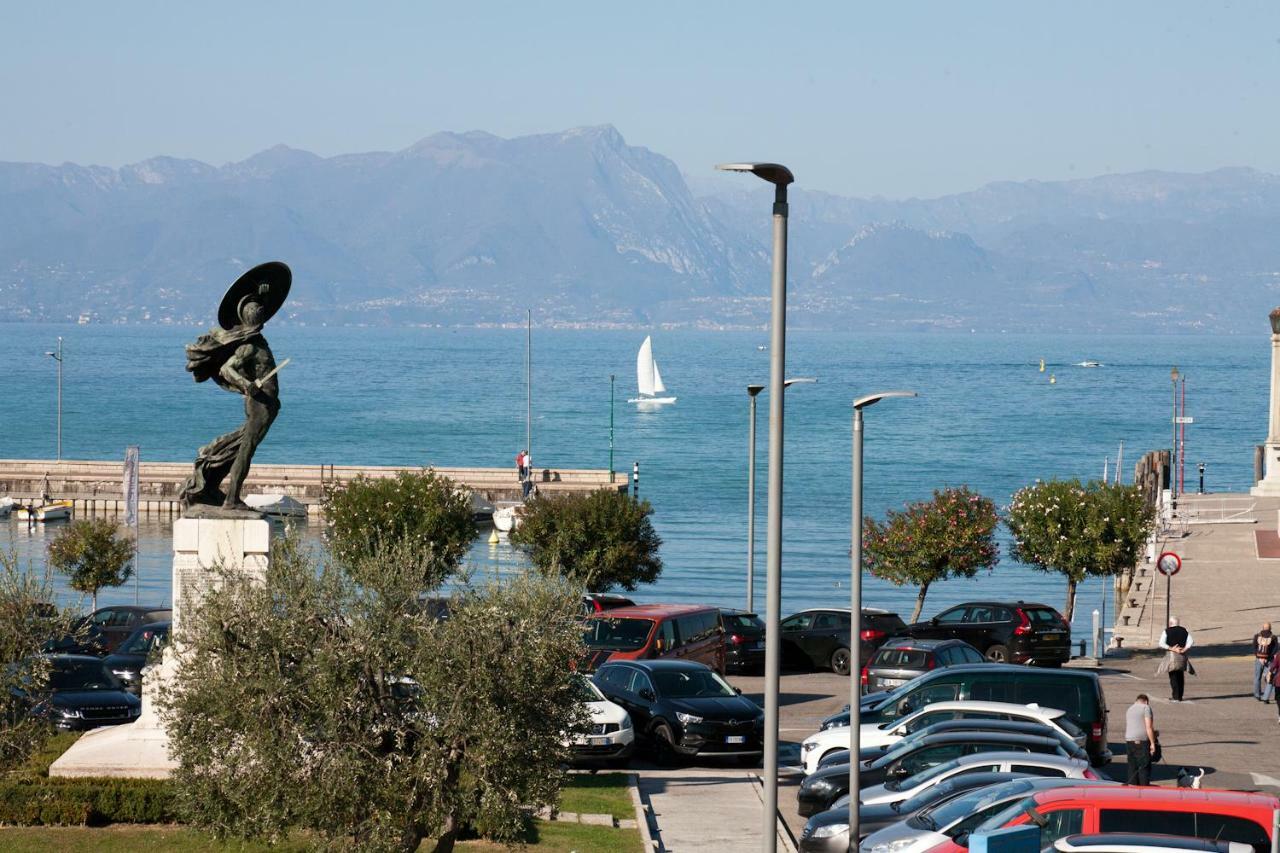 Relais Al Porto Hotel Peschiera del Garda Bagian luar foto